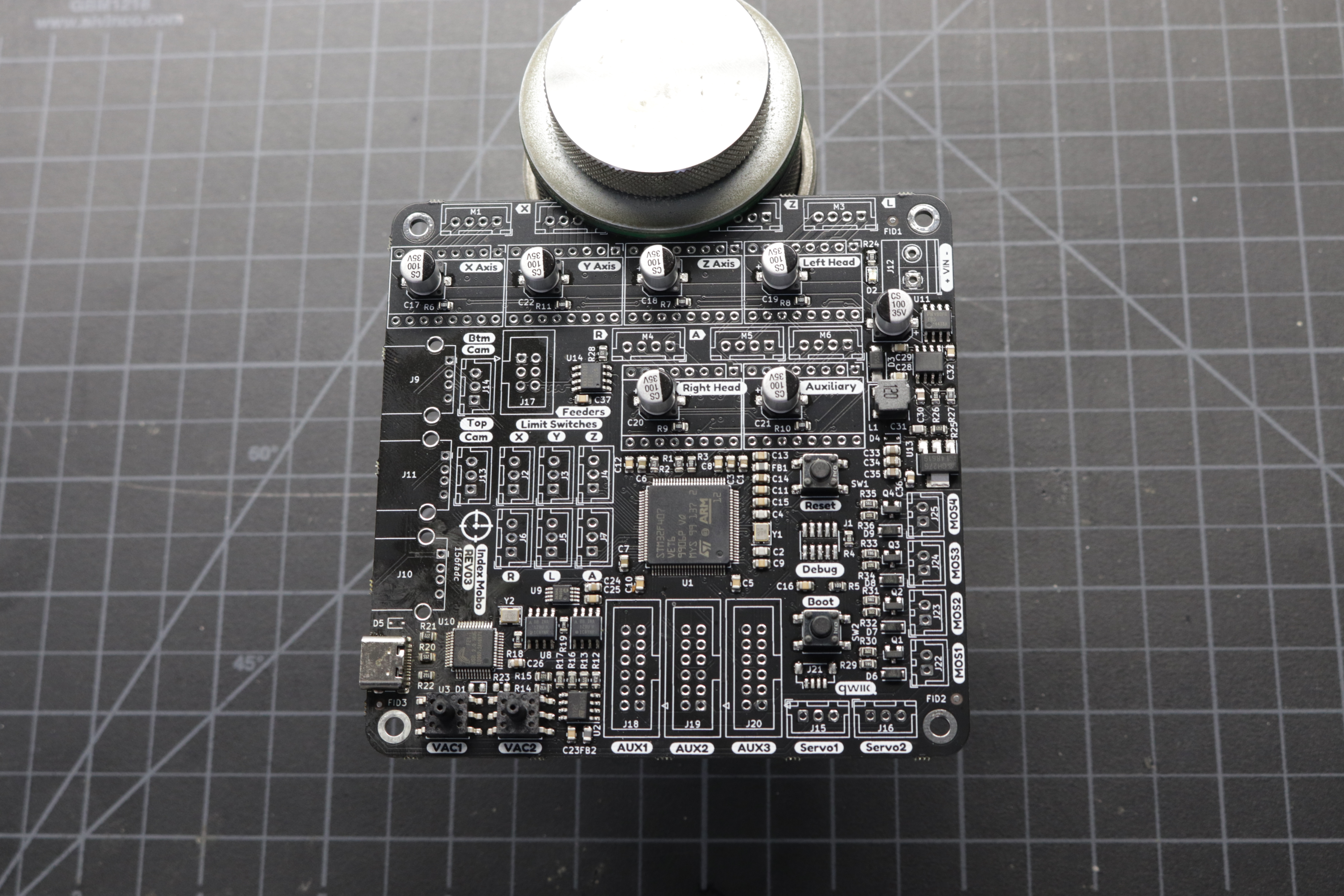 A photo of the unmodified motherboard