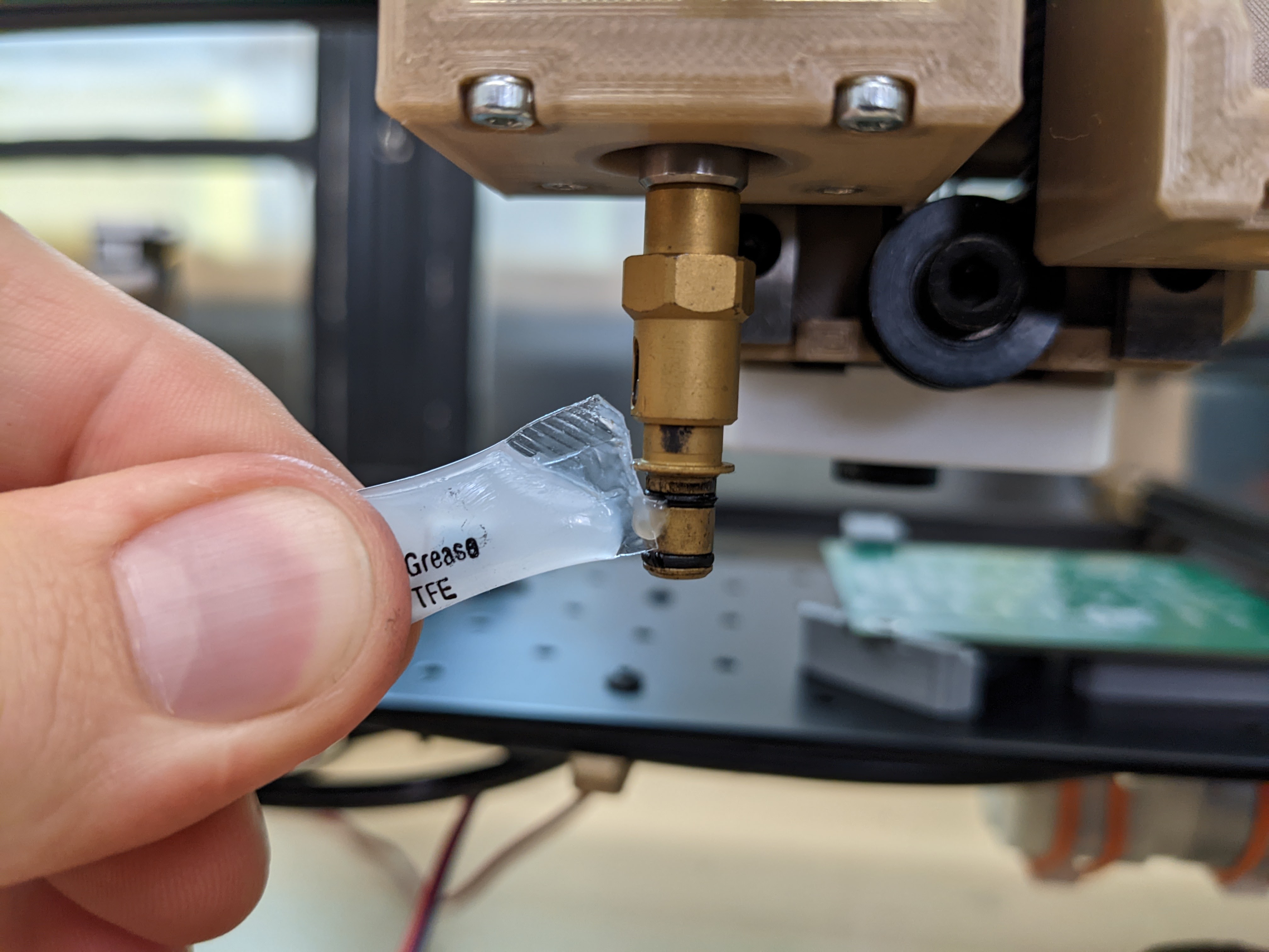 Grease the nozzle holder before installing the N045 nozzle